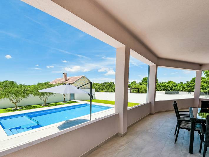 Ferienhaus für 8 Personen, mit Balkon und Garten - 1