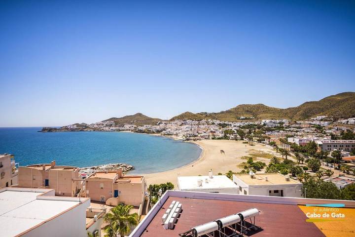 Apartamento para 4 personas, con vistas y terraza, Se admiten mascotas en San José (Almería)