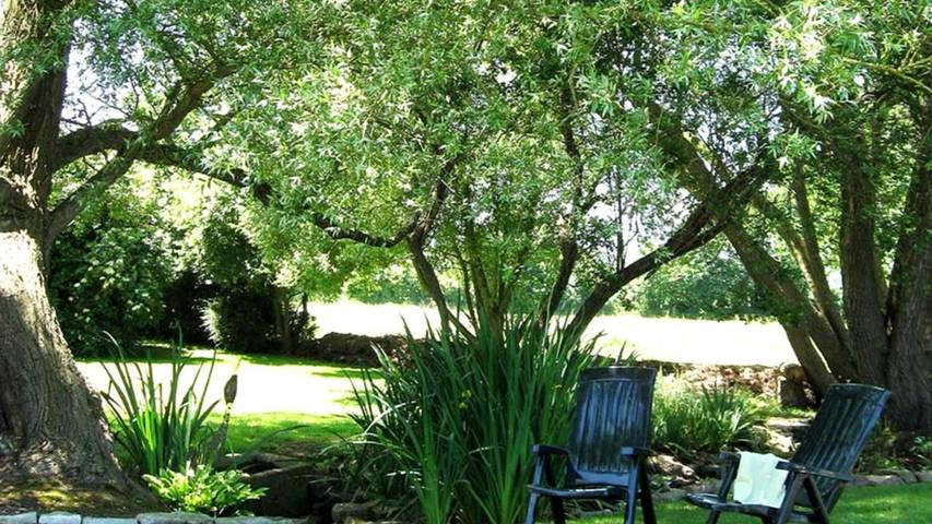 Location de vacances pour 5 personnes, avec jardin et vue, adapté aux familles à Ploumilliau - 4