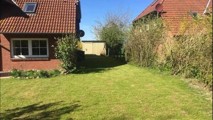 Ferienhaus für 6 Personen, mit Garten in Westermarkelsdorf