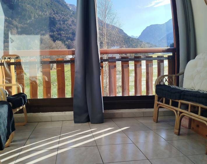 Studio pour 3 personnes, avec Vue sur le lac dans l' Isère - 4