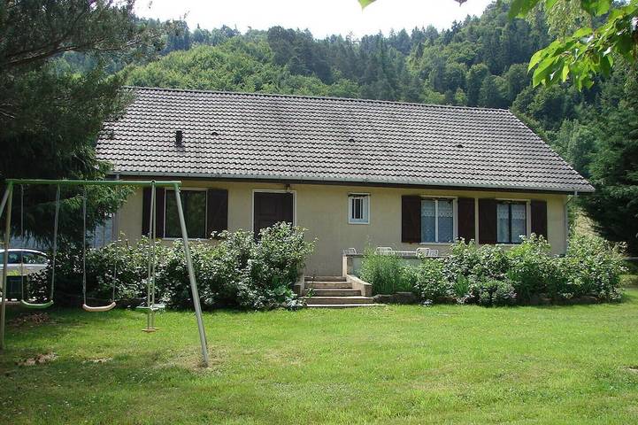 Cottage für 12 Personen, mit Terrasse und Garten - 1