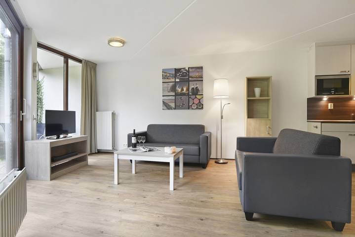 Ferienhaus für 4 Personen, mit Terrasse und Balkon/Terrasse in Brouwershaven - 4