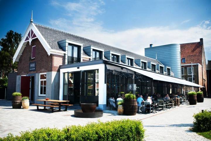 Hôtel pour 4 personnes, avec Terrasse ainsi que Jacuzzi et Sauna à Goes