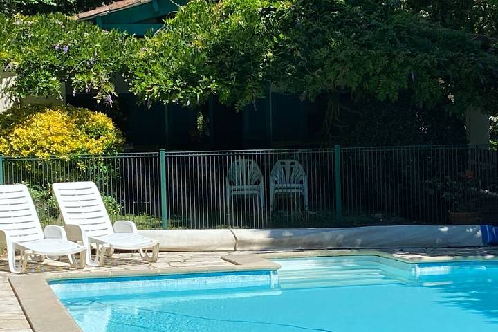 Chalet pour 4 personnes, avec jardin ainsi que piscine et terrasse, animaux acceptés dans le Tarn - 3