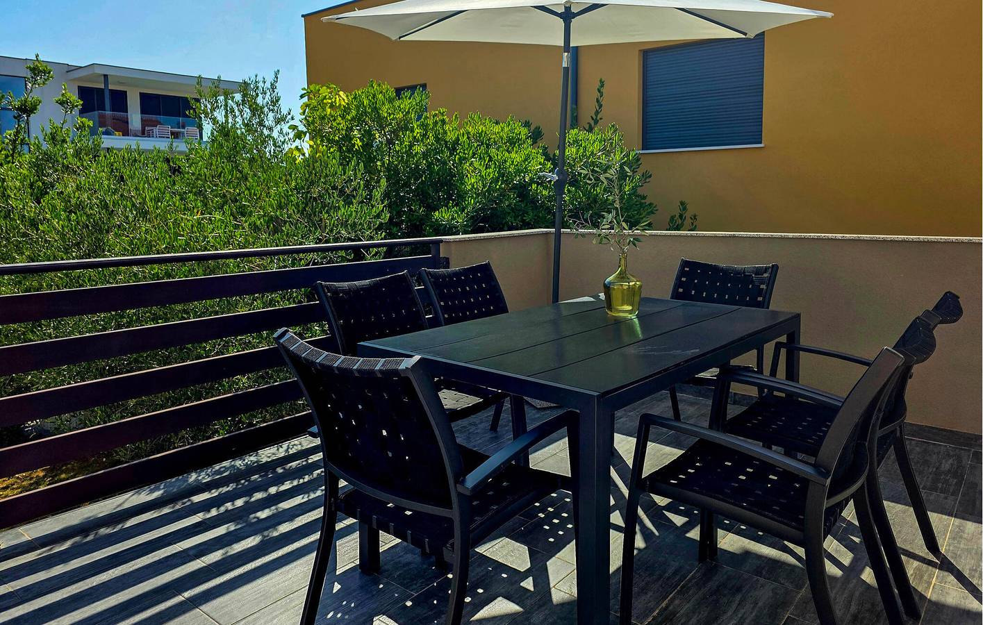 Ferienhaus für 6 Personen mit Terrasse in Bibinje, Zadar