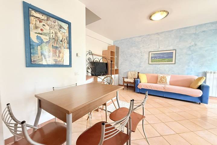 Entire apartment, P086 - Porto Recanati, villa with garden and terrace in Porto Recanati, Adriatic Coast Marken