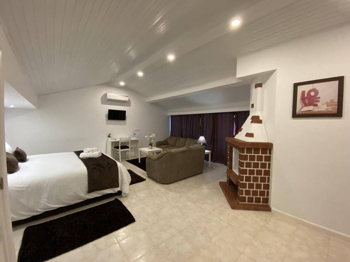 The Rock Guest House in São Miguel Island, Ponta Delgada