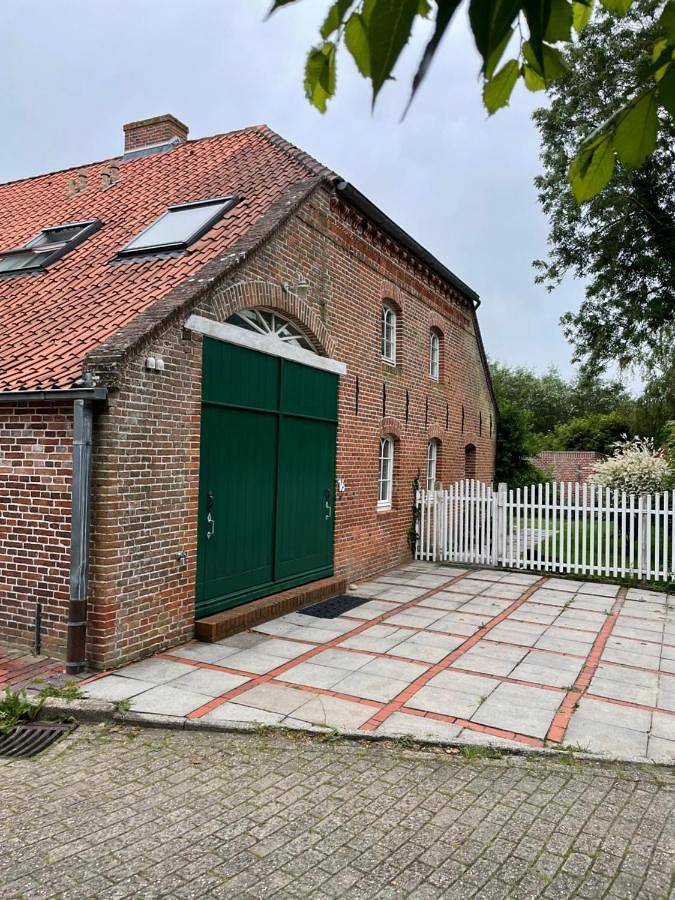 Ferienwohnung für 3 Personen, mit Terrasse und Garten sowie Ausblick