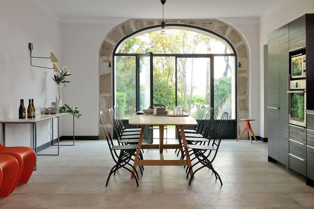 Le Mas - Reben in Sichtweite, Weingut Odylée in Violès, Vaucluse