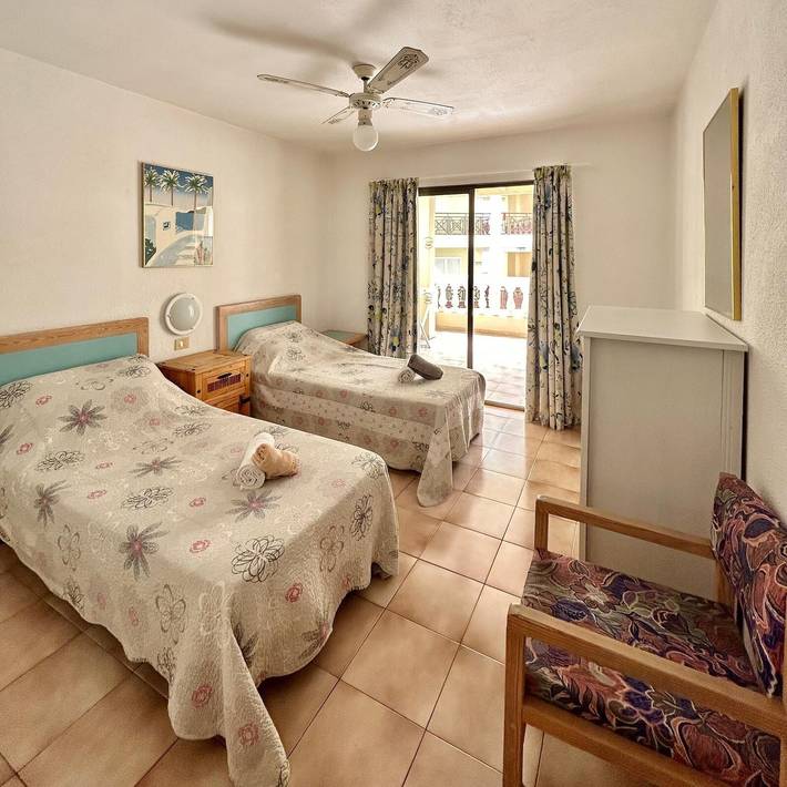 Vacation Home 'One Bed Castle Harbour C103' with Shared Pool in Los Cristianos, Arona