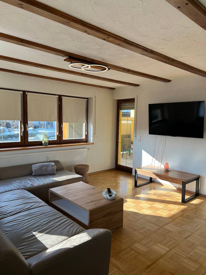 Geheel appartement, Appartement 'Sonnenschein' met Uitzicht op de Bergen, Privéterras en Wi-Fi in Kißlegg, Region Bodensee-Oberschwaben