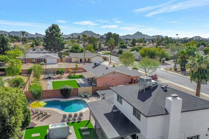 Casa de vacaciones para 16 personas, con jacuzzi - 1