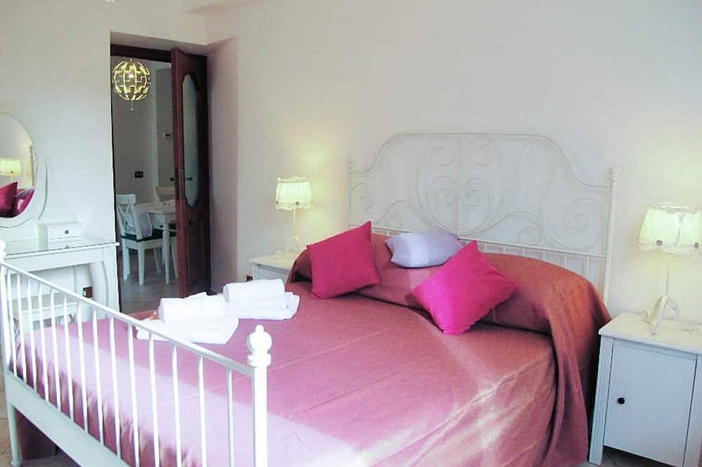Appartamento intero, Casa Malvarosa, New Charme in the heart of Trastevere and Rome in Trastevere, Roma
