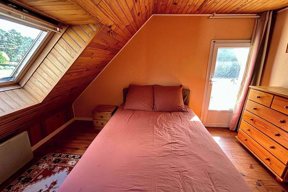 Lovely family house near the sea for 8 in Plestin-les-Grèves, Ceinture Dorée