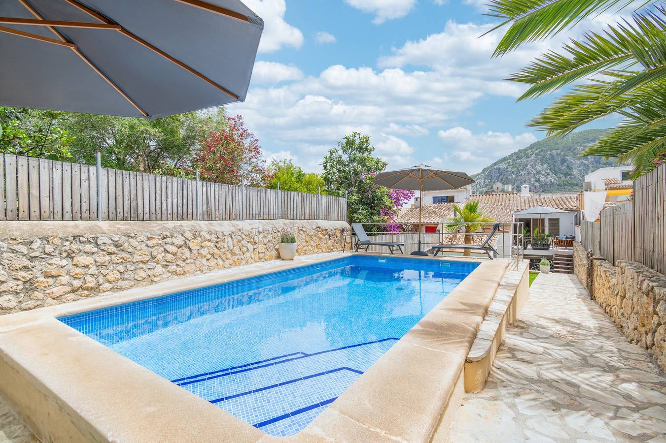 Ferienhaus 'Alica 8' mit privatem Pool, Wi-Fi und Klimaanlage in Pollença Stadt, Pollença