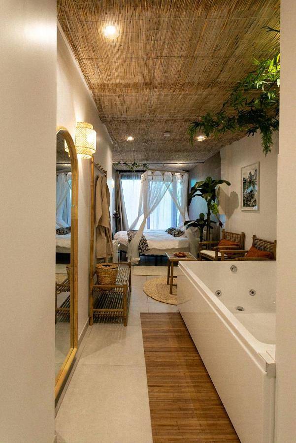 Gîte pour 2 personnes, avec jacuzzi à Lagnieu - 4