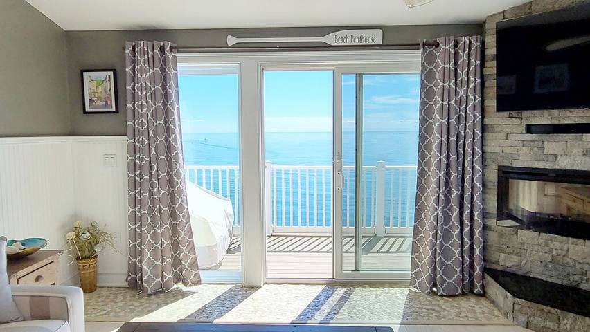 Vacation apartment for 4 people, with balcony in Massachusetts