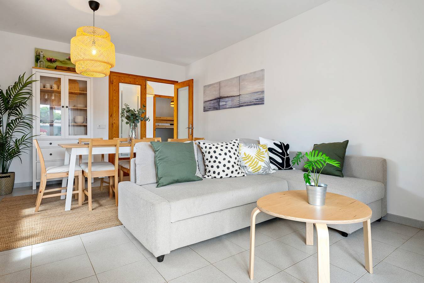 Casa de vacaciones 'Casa Ramón' con piscina compartida, Wi-Fi y aire acondicionado in Montroig, Costa Dorada