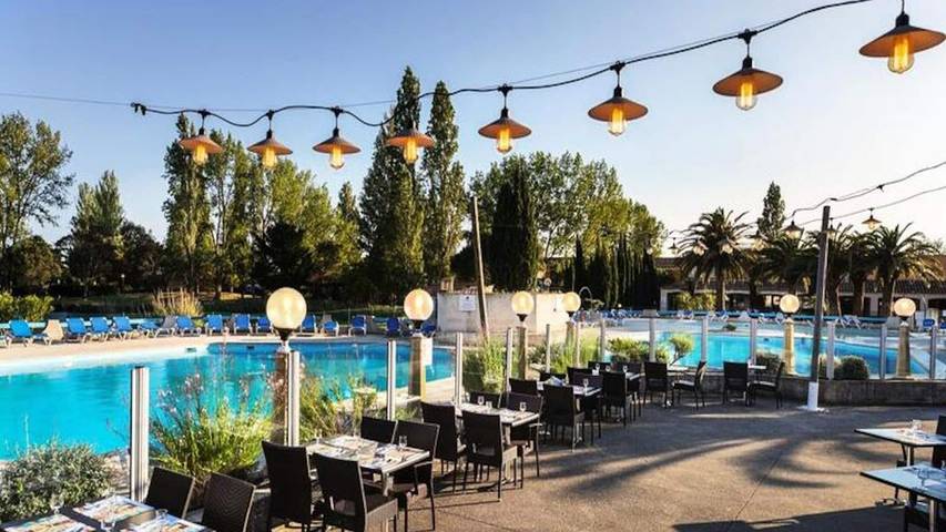 Appartement de vacances pour 3 personnes, avec jardin ainsi que piscine et sauna