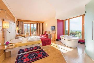 Ferienhaus für 3 Personen, mit Garten und Whirlpool sowie Pool und Sauna in Pöllauberg