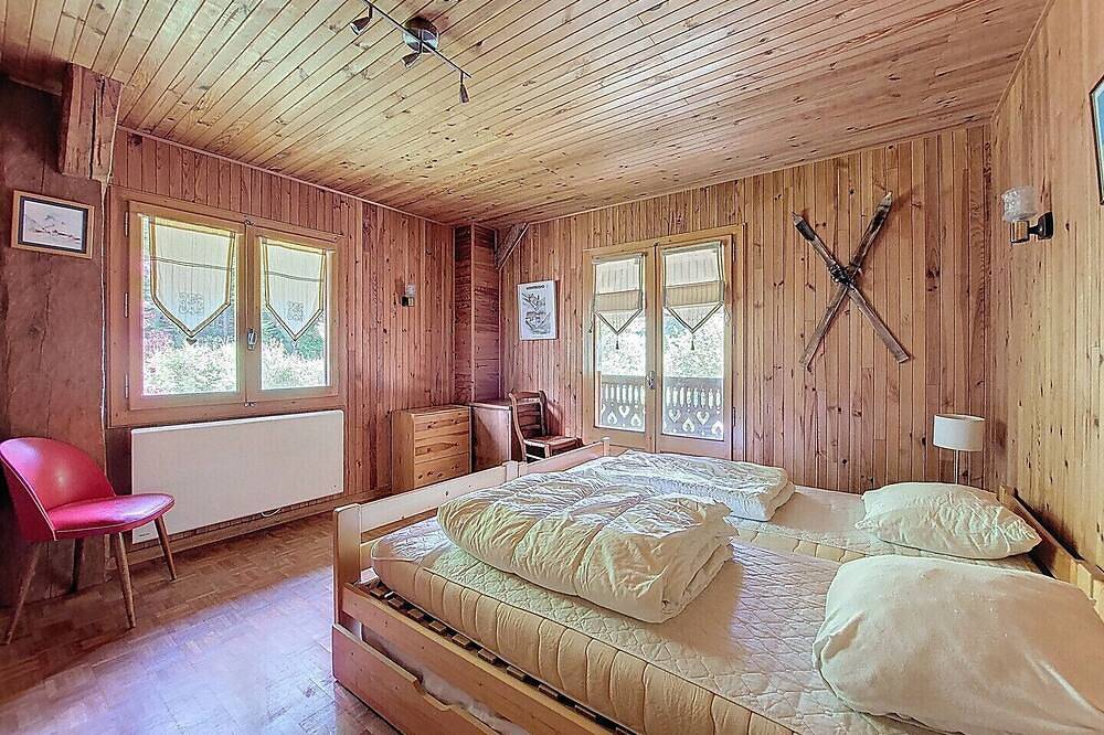 Apartment In Individual Chalet - Wifi Acces - 10 People - Chebourins in Montriond, Les Portes du Soleil