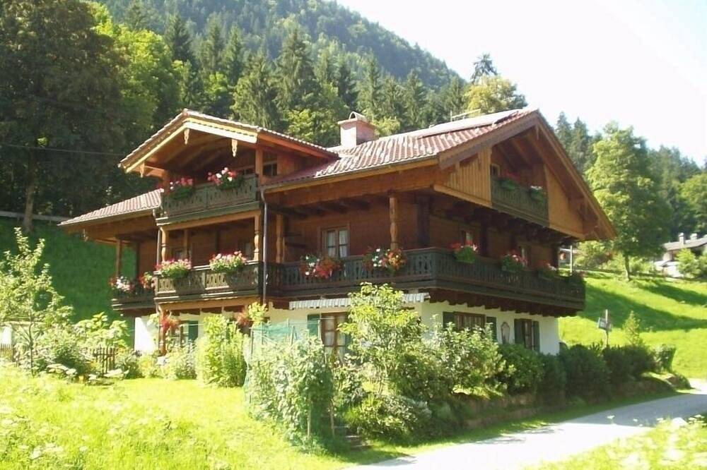 Ganze Wohnung, Ferienwohnung Jenner für 1-3 Pers., ca. 43 m², Schlafzimmer, Wohnküche, Balkon in Bischofswiesen, Berchtesgadener Alpen