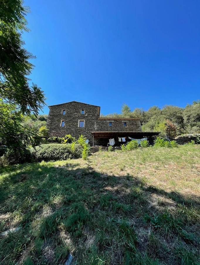 Location de vacances pour 10 personnes, avec vue ainsi que jardin et piscine à Sumène - 2