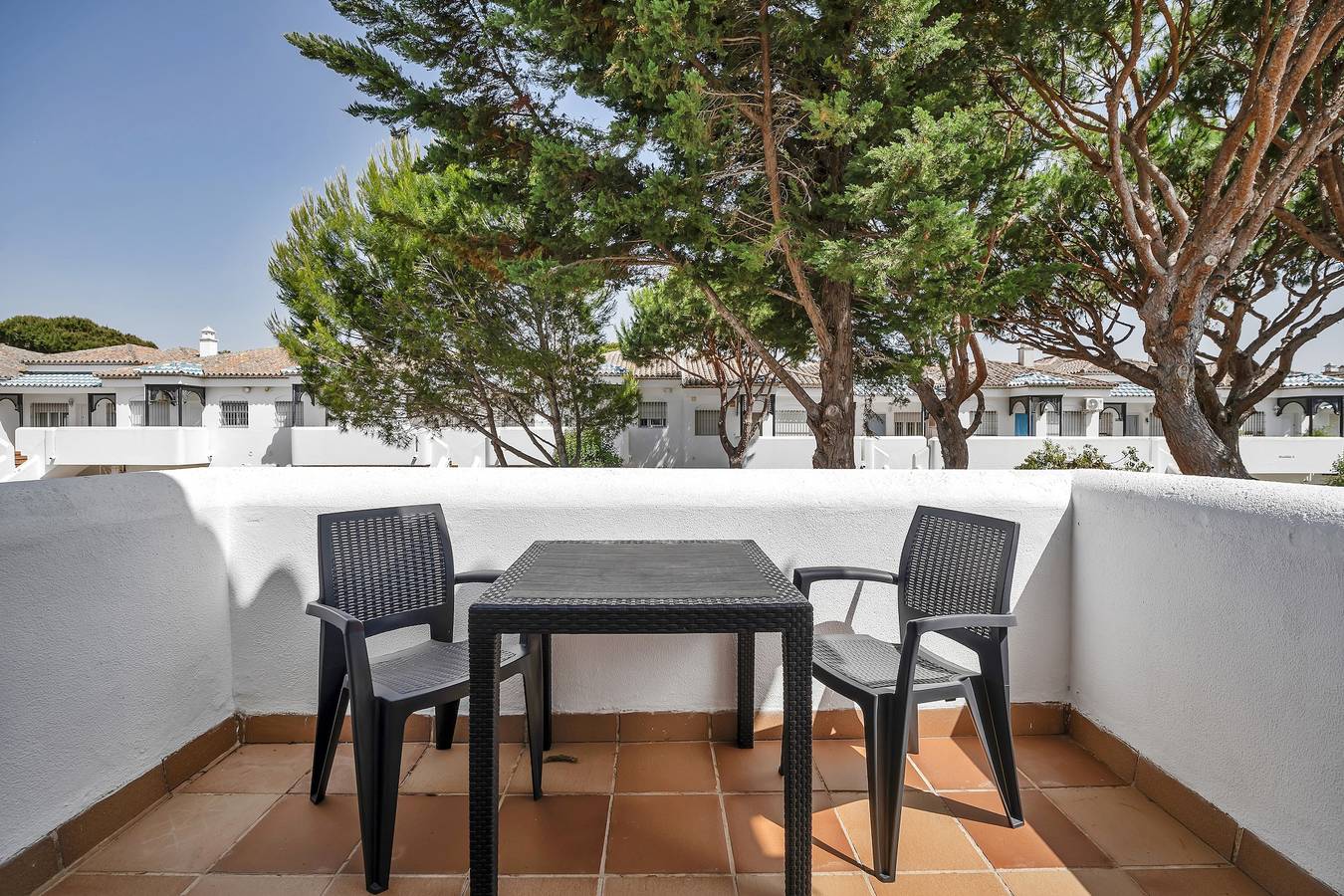 Ganze Wohnung, Ferienwohnung 'Apartamento El Ancla' mit Gemeinschaftspool und privater Terrasse in Playa La Barrosa, Chiclana de la Frontera