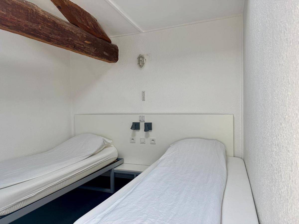 Triple Room with Private Bathroom in Sommières, Côte méditerranéenne (France)