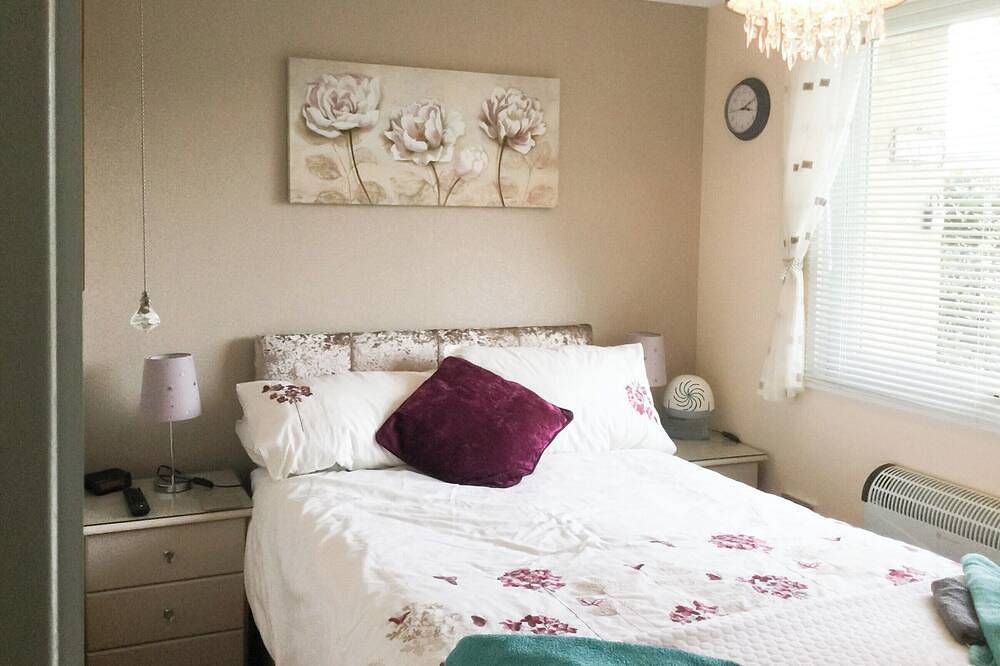 2 bedroom accommodation in Hemsby, near Great Yarmouth in Hemsby, Great Yarmouth