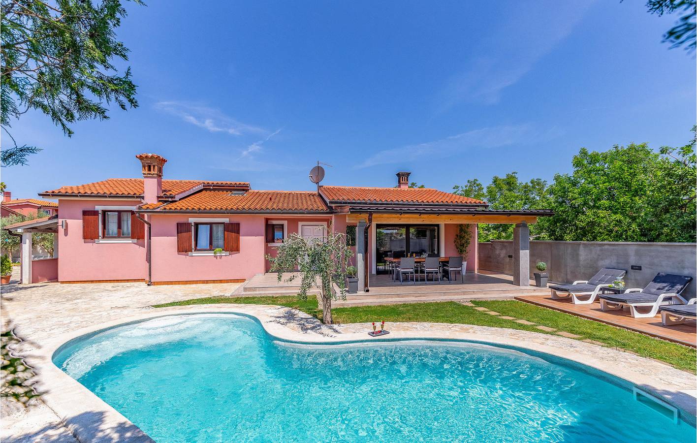 Casa vacanza a Medolino a partire da 189€ a notte