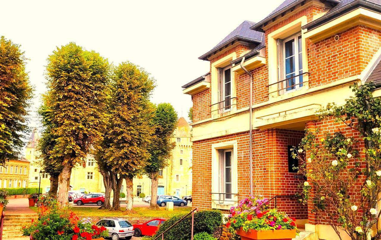 Three-Bedroom House in Gacé, Région d'Argentan