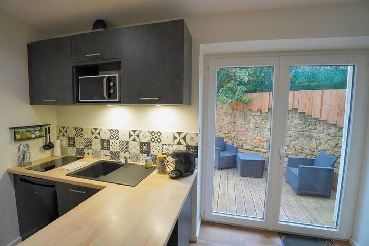 Gîte pour 2 personnes, avec jardin et vue à Grézieu-la-Varenne - 3