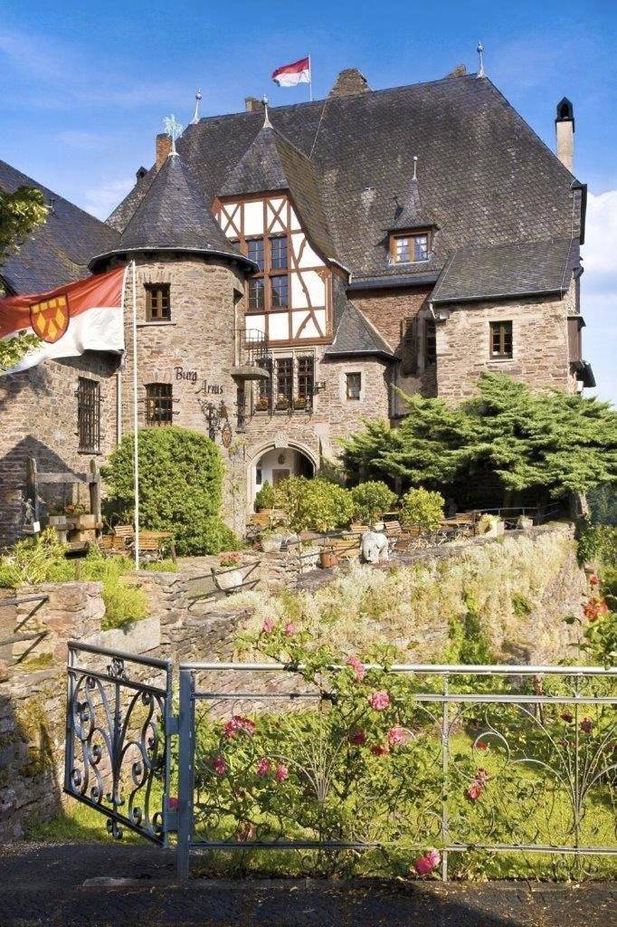 Hotel für 2 Personen, mit Whirlpool und Terrasse sowie Garten und Ausblick in Alf - 3