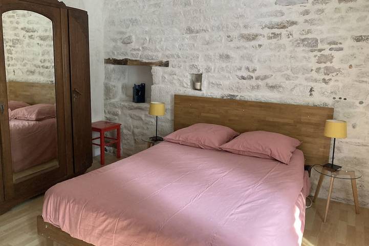 Location de vacances pour 5 personnes, avec jardin à Plonévez-Porzay - 2