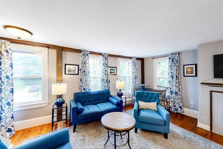 Gîte pour 4 personnes, avec terrasse dans Castine - 2