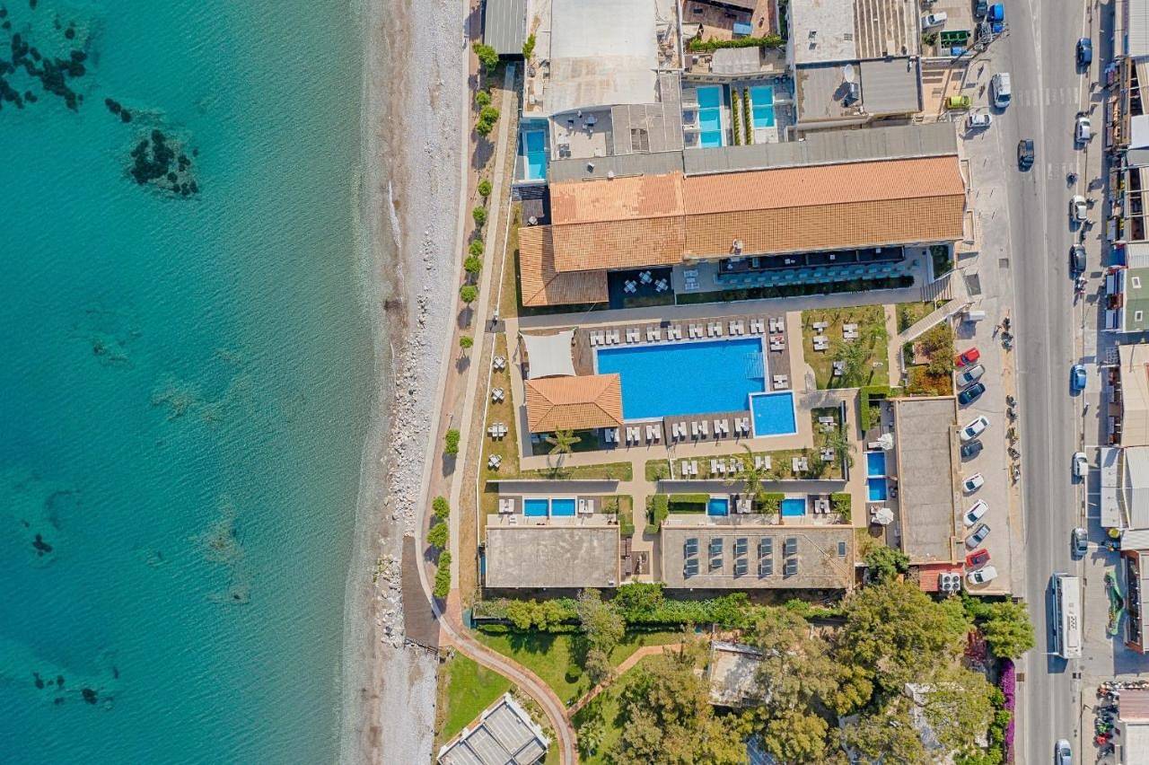 Villa Di Mare Seaside Suites in Ixia Beach, Ialyssos
