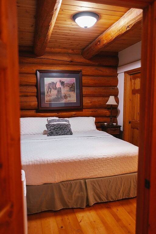Hideaway - West Glacier Log Home – Private Hot Tub in West Glacier, Glacier-Nationalpark