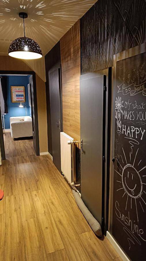 Appartement de vacances pour 6 personnes, avec Terrasse ainsi que Jardin et Piscine