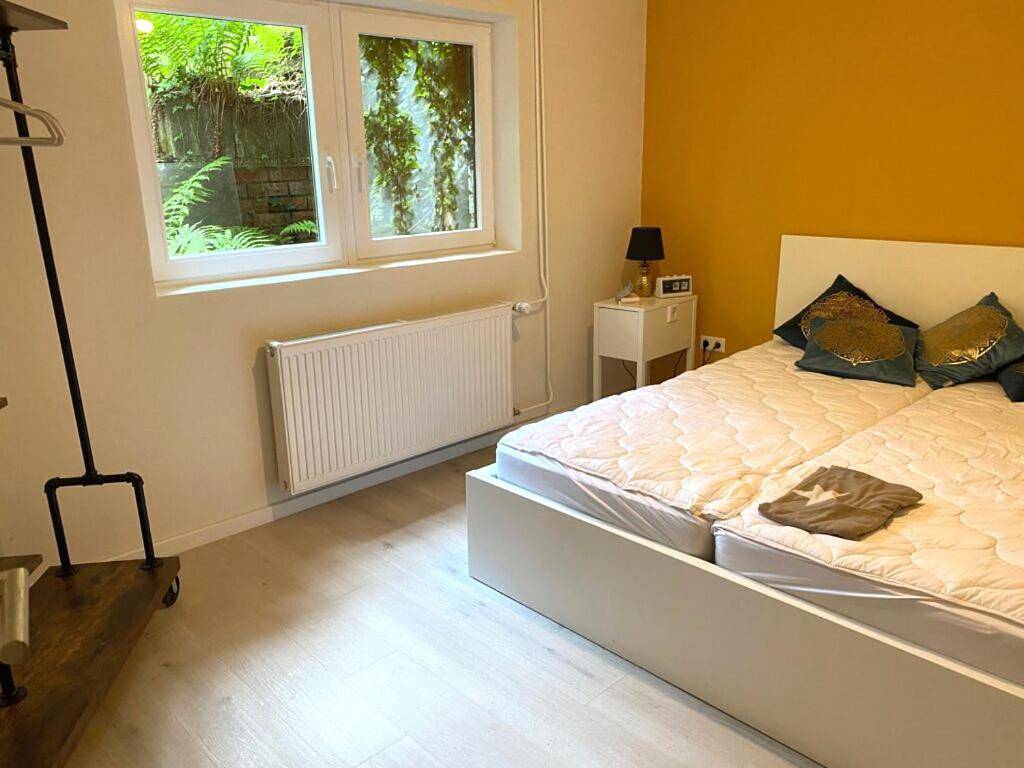 Großes Waldhaus St Martin mit Sauna, Kamin & Natur in Sankt Martin, Südliche Weinstraße