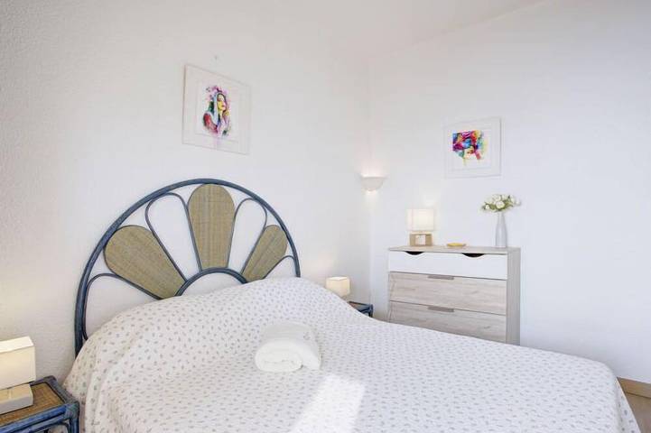 Gîte pour 4 personnes, avec balcon dans Port De Saint Cyprien - 4