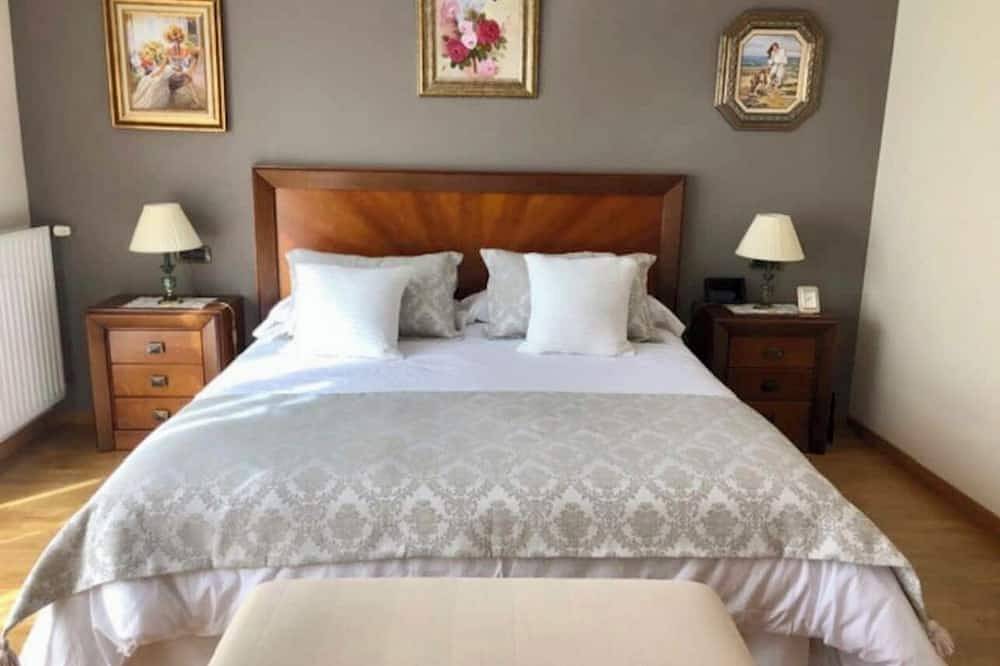 Townhouse 10 minutes from Oviedo and 15 from Gijón! Ideal for families. in Pruvia, Llanera