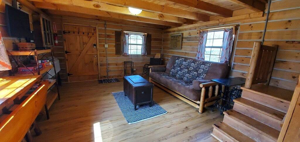 Sassafras Ridge Log Cabin by Garden of the Gods in the Shawnee National Forest in Shawnee National Forest