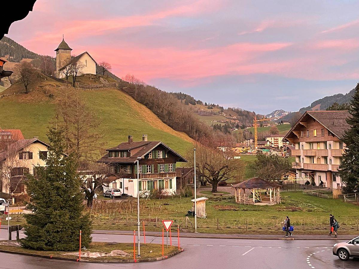 Appartement de vacances entier, Chalet Nostalgie - 2 chambres à coucher, 80m², 5 personnes in Château-d' Œx, Alpes Vaudoises