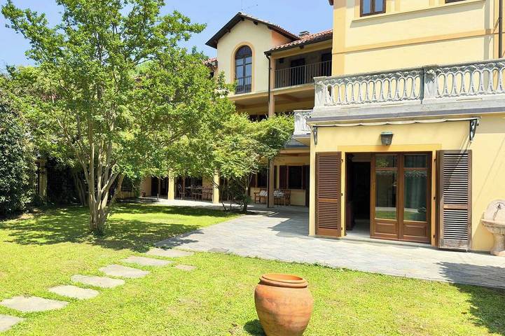 Villa für 12 Personen, mit Garten und Balkon - 1