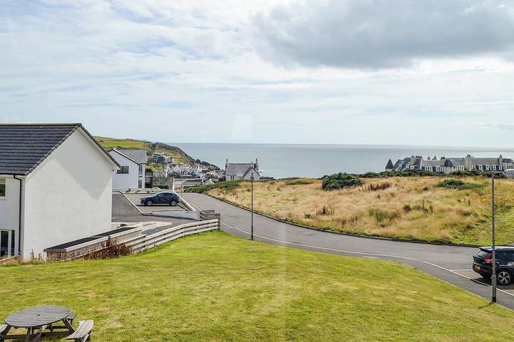 Log cabin for 8 people in Portpatrick