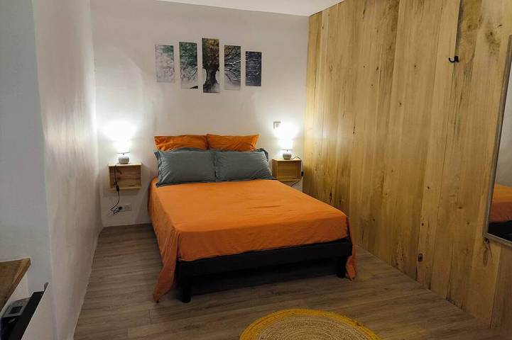 Location de vacances pour 14 personnes, avec jardin à Trévien - 4