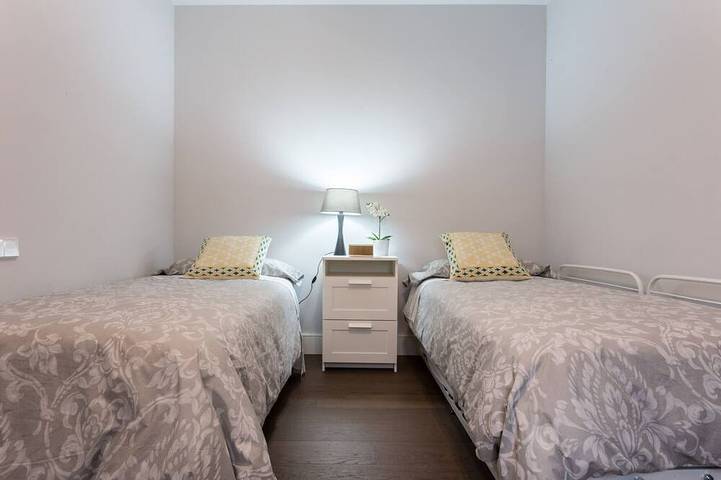 Apartamento entero, Plaza de los Refinadores by Home at Homes in Casco Antiguo, Sevilla