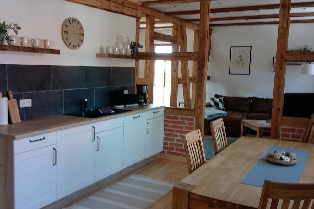 Ganze Wohnung, Ferienwohnung Gisela 80m² in Quedlinburg, Harzvorland